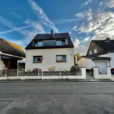 Gemuetliches Mit Grosser Terrasse Naehe Messe, Flughafen & Psd Dome Appartement Düsseldorf
