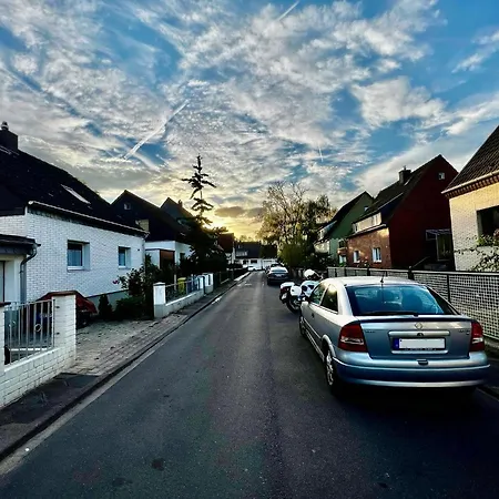 Praktisches Im Großen Haus Mit Garten Apartment Düsseldorf